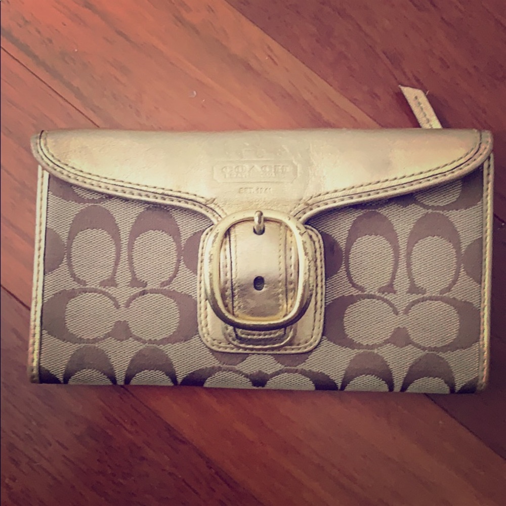 Signature coach gold and brown wallet